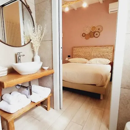 La Corte Country Gæstehus Modena