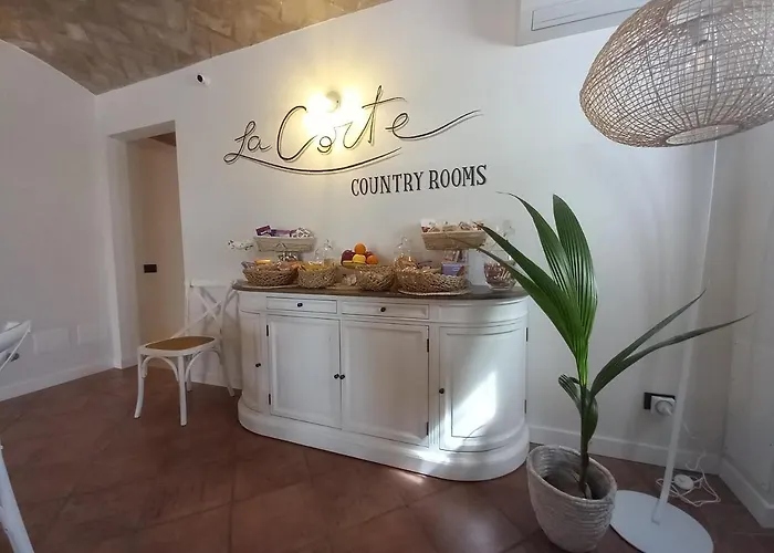 La Corte Country Gæstehus Modena
