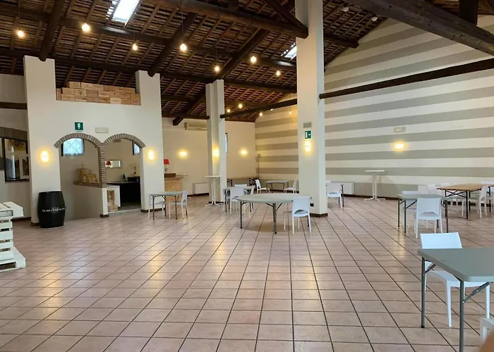 Πανσιόν La Corte Country 4*